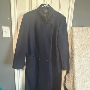 Donnybrook Vtg women’s wool long overcoat. Size 12
